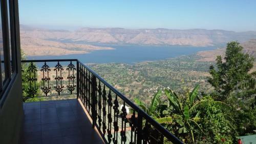 Hotel Gawde Residency Mahabaleshwar