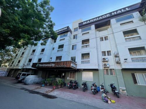 Hotel Green City