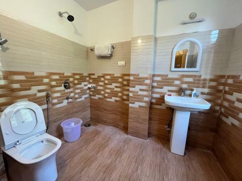 Hostal Dwine Stay