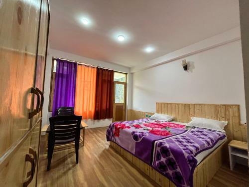 Hostal Dwine Stay