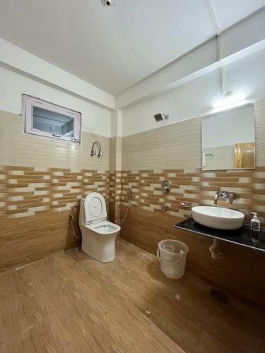 Hostal Dwine Stay
