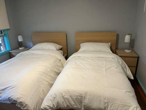 Apartamento Hawker 4br House ?air-con, Wifi, Netflix, Parking?