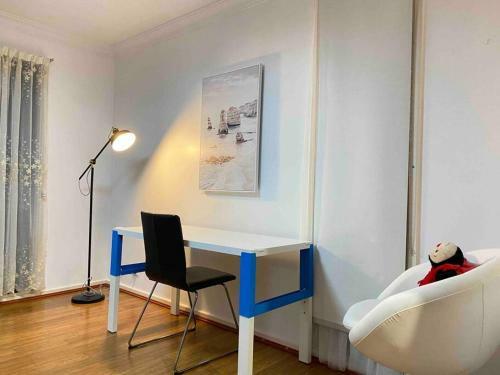 Apartamento Hawker 4br House ?air-con, Wifi, Netflix, Parking?