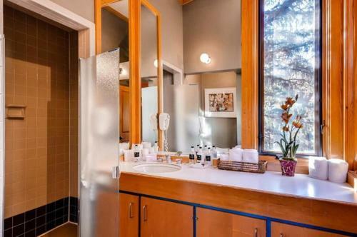 Apartamento North Keystone 2 Bedroom Near Conference Center