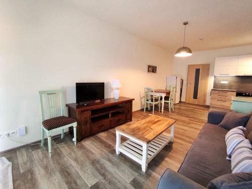 Apartm�ny ?�?ky Ii.
