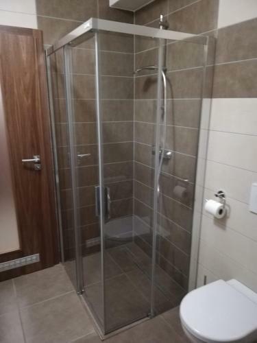 Apartm�ny ?�?ky Ii.