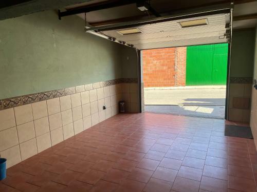 Casa Espaciosa Con Sala De Juntas