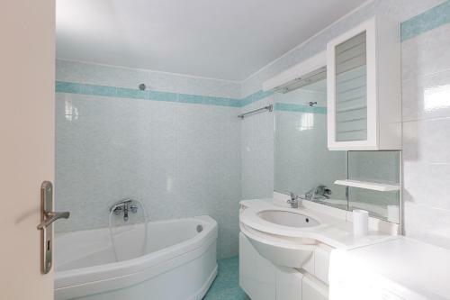 Villa Vita Residence, A Charming Family Escape