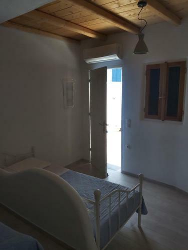Hostal Mykonian Rooms
