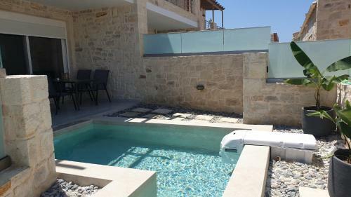 Zefyros Suite , Seafront Retreat !