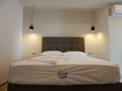 Hotel Vip Suite Apartments