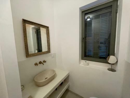 Antique Villa, Casa Rosa - 3 Bed, 2 Bath With Pool