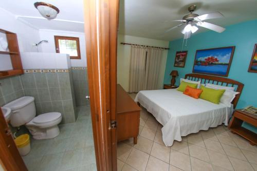 Hotel Acuarium Suite Resort