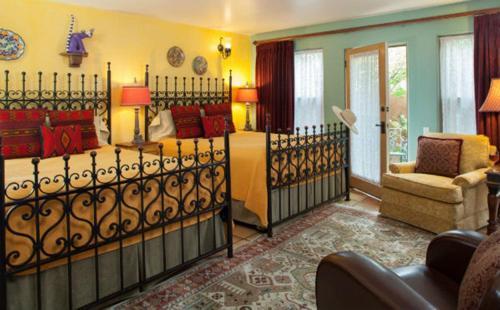 Four Kachinas B&B Inn