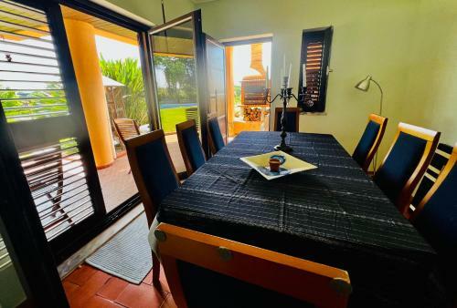 Villa Moradia De Luxo Com Piscina E Jardim