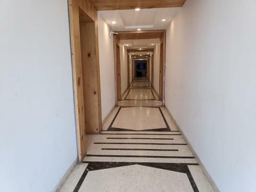 Hotel Queen Plaza
