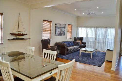 Captains Cottage Swr