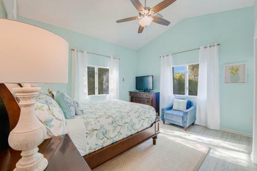 Island Pineapple - 404 - 80th St