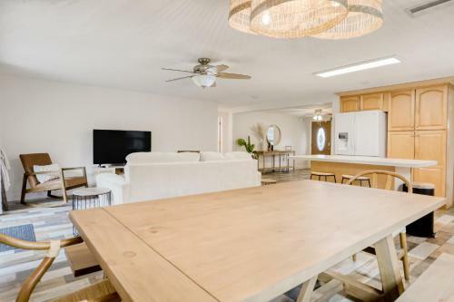 Sunny Daze Beach House