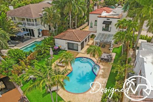 7br Charm With Heated Pool And Waterview