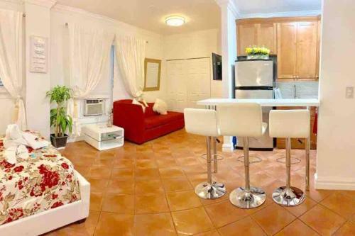 Apartamento Cozi Studio 5 Min Walk To The Beach