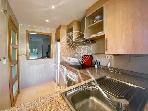 Apartamento Casa Oroel - Ivan Luxury Homes - Frontal 4� Planta - 1� Linea De Playa