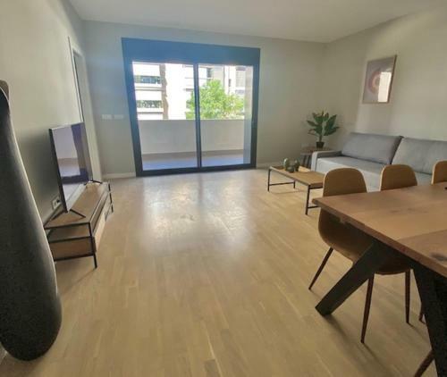 Nuevo Gran Apartamento Laronda