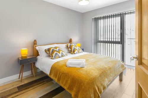 Spacious And Modern Mountain View Apartment