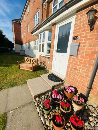 Coastal 2 Bedroom Maisonette With Parking