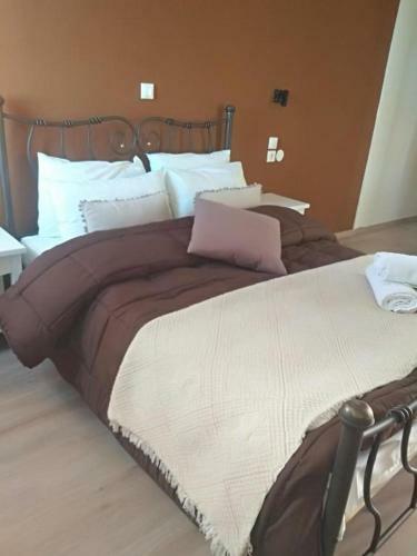 Hotel Karavos