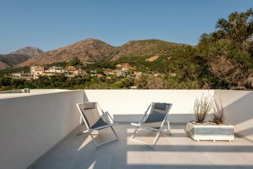 Luxury Villa Oxygen In Sfinari With Sunset Views