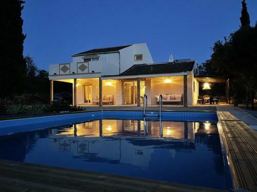 Villa Casa Colinas Roxas