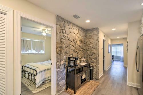 Waterfront Middleburg Getaway With Fire Pit!