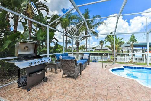 Stunning Palmetto Home With Boat Dock And Kayaks!