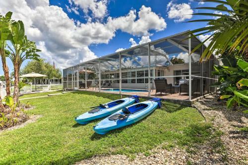 Stunning Palmetto Home With Boat Dock And Kayaks!
