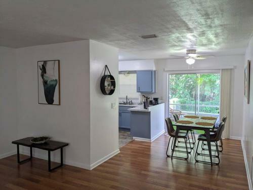 Apartamento Fully Equipped 2 Bd/1 Ba, 5 Minutes From Downtown.