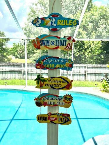 Tampa Getaway Pool House