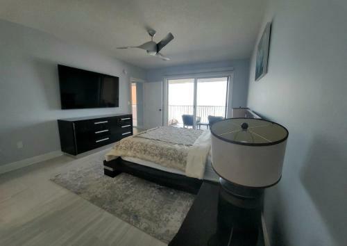 Apartamento Exclusive Beach Front Condo In North Redington