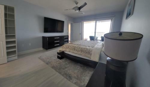 Apartamento Exclusive Beach Front Condo In North Redington