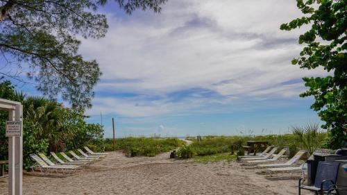 Apartamento Bright Beachfront Getaway Unit #6