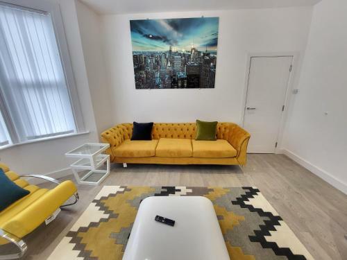 Lovely 4 Bedroom Centrally Located Apartment