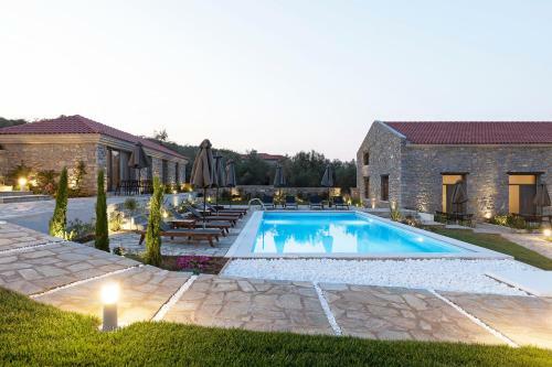 Lichnos Luxury Suites