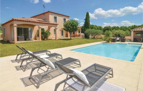 Nice Home In Calvisson With Wifi And 4 Bedrooms
