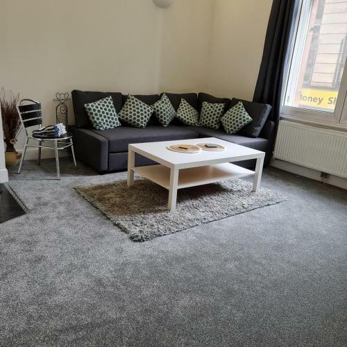 Apartamento Sleek 2bd Flat Centrally Located In Glasgow