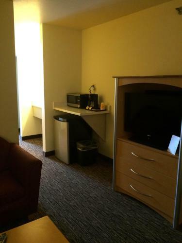 Posada Modern Inn & Suites - Lawrenceburg