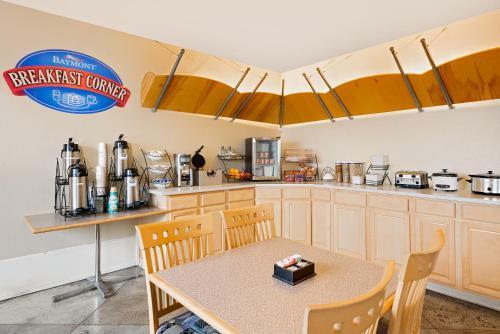 Posada Modern Inn & Suites - Lawrenceburg