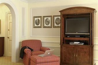 Orchards Hotel
