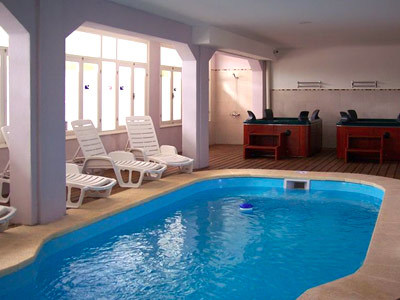 Hotel Genoves