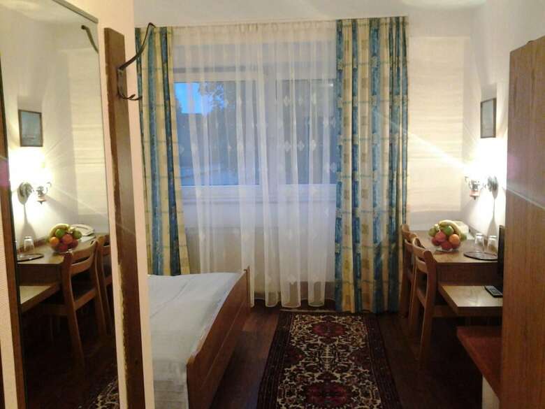 S&l Hotel Neuss