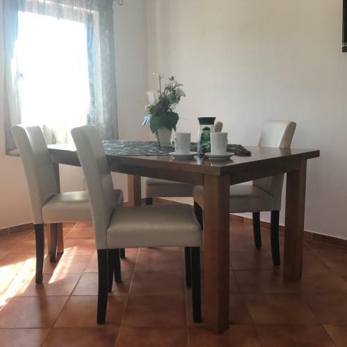 Apartments Miljak